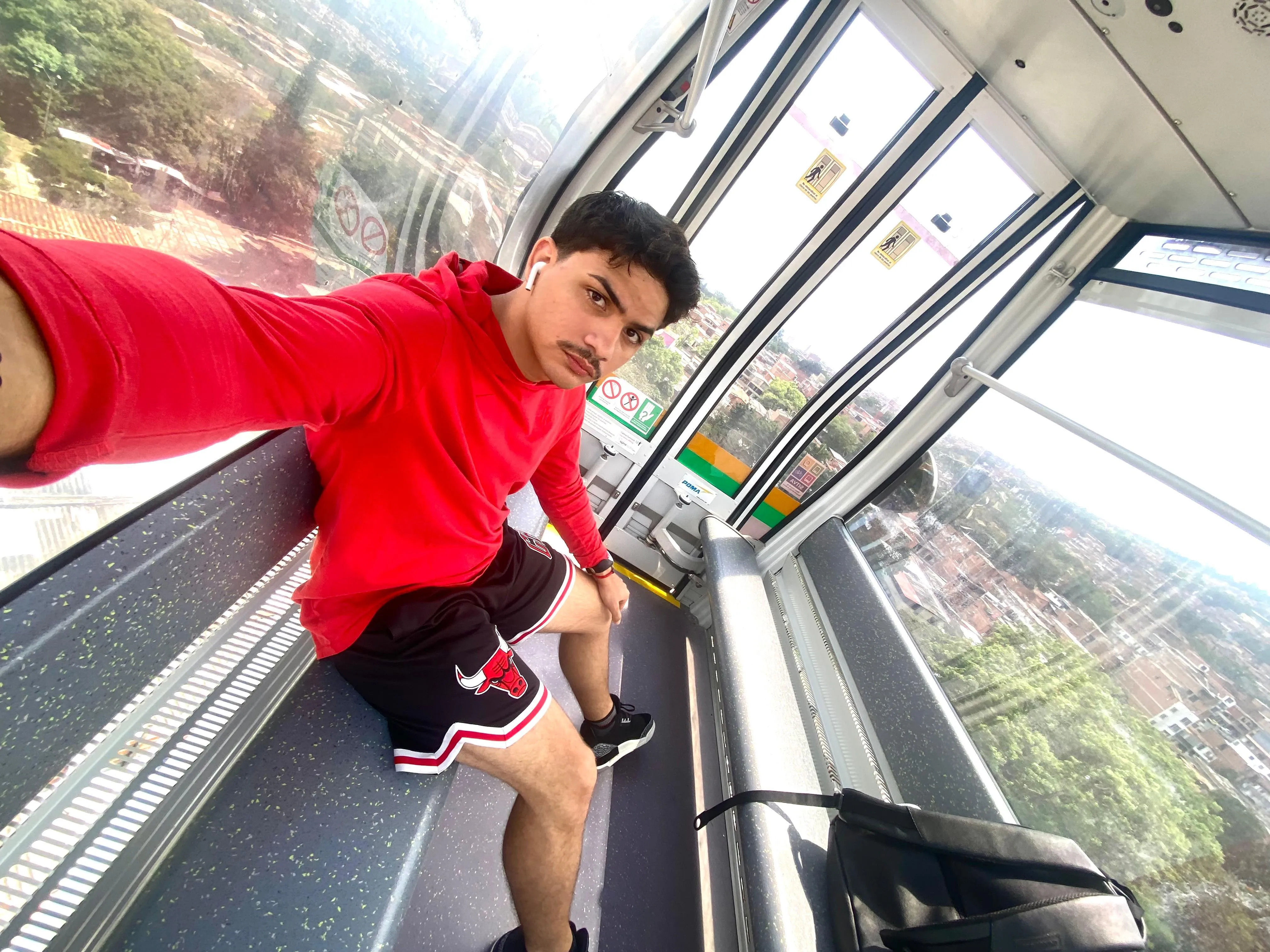 Interprete Mr_Adonis Foto 1