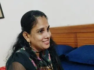 Imagen de perfil de modelo de cámara web de meeranair