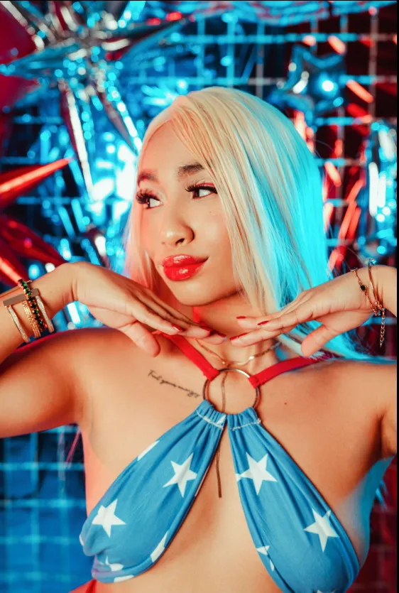 Artiest AuroraVelour Foto 3