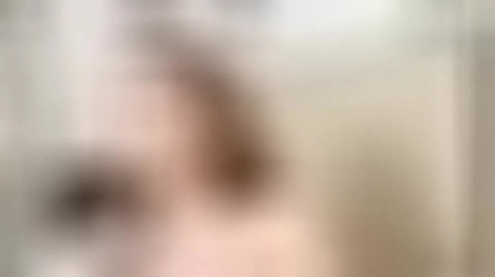 Artist NinaFerreri Video 1