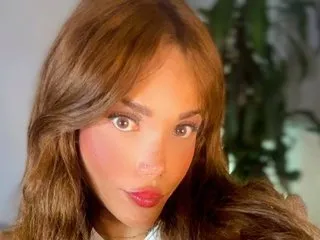 Missvaleriew00