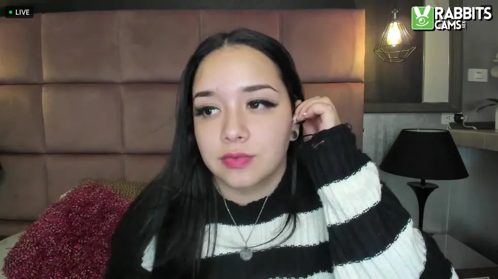 Performer Evaa_Rae Video 1