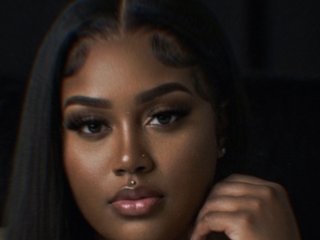 Juiceyy profielfoto van cam model
