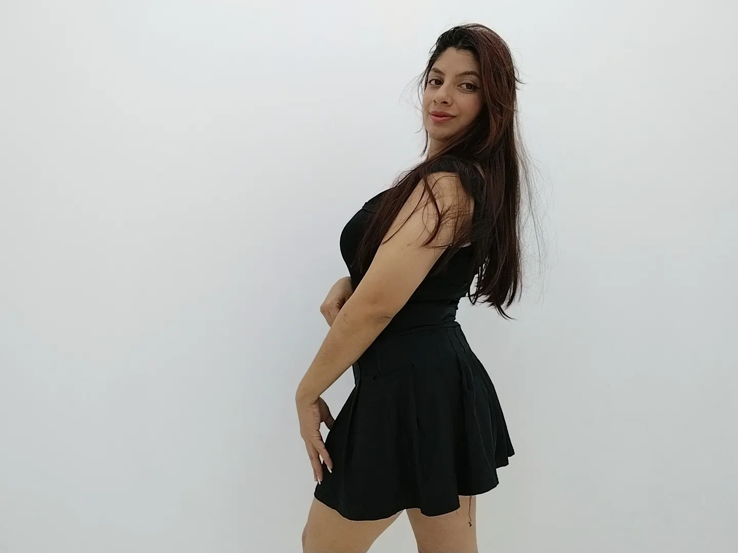 Performer Chery_Desire Photo 10