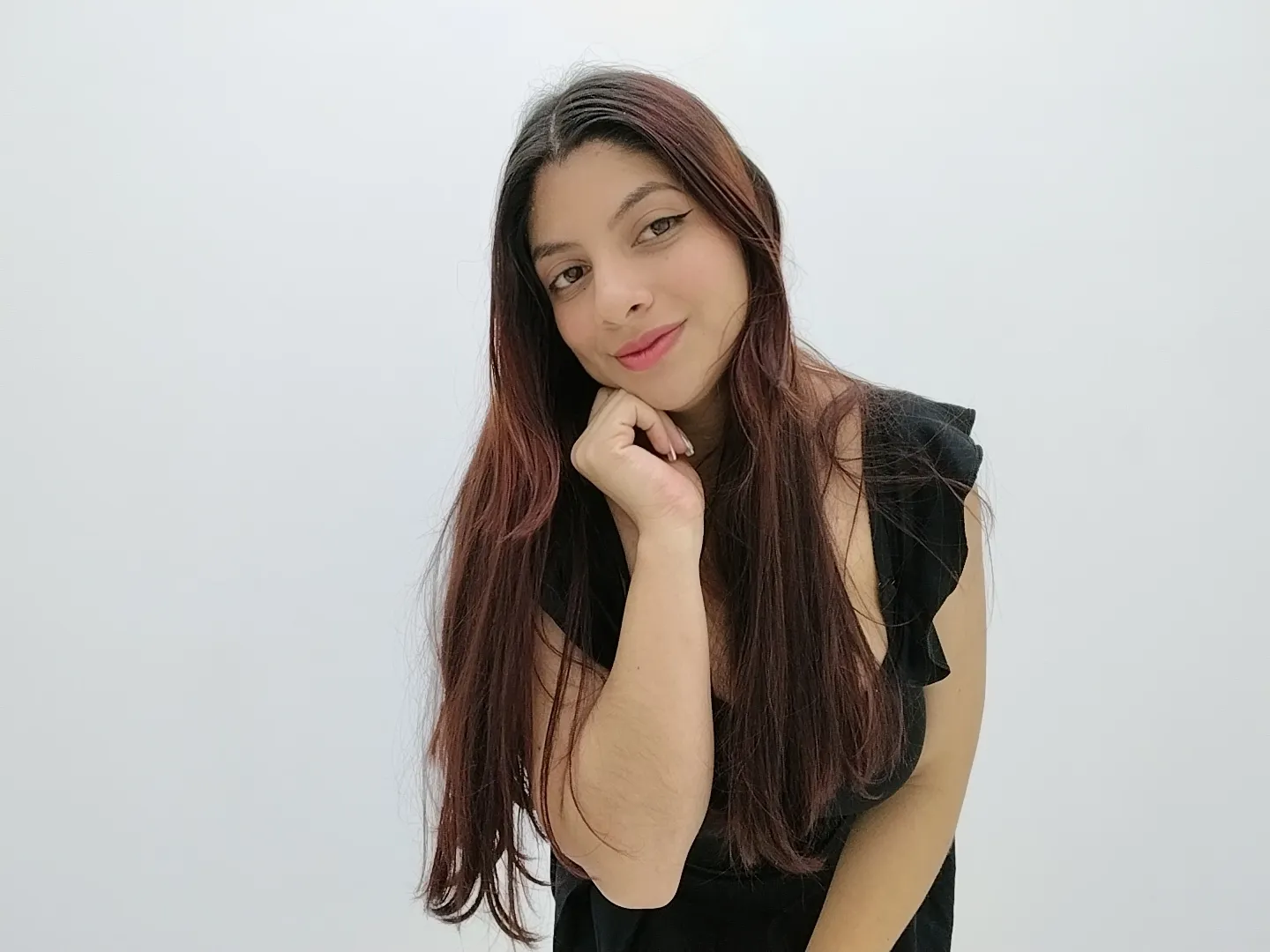 Performer Chery_Desire Photo 1