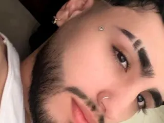 Imagen de perfil de modelo de cámara web de RyanJaramillo