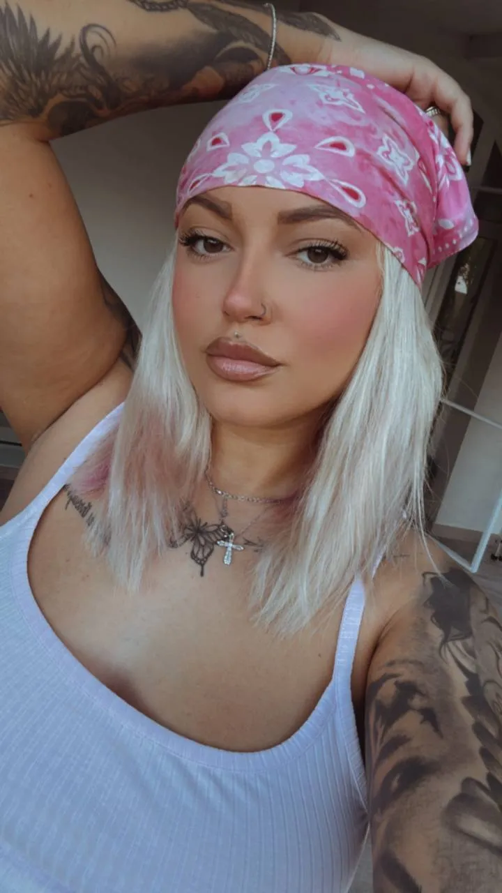 Artista ClariseeFoxyy Foto 1