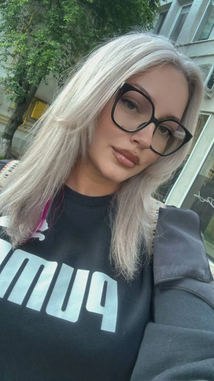 Artista ClariseeFoxyy Foto 2