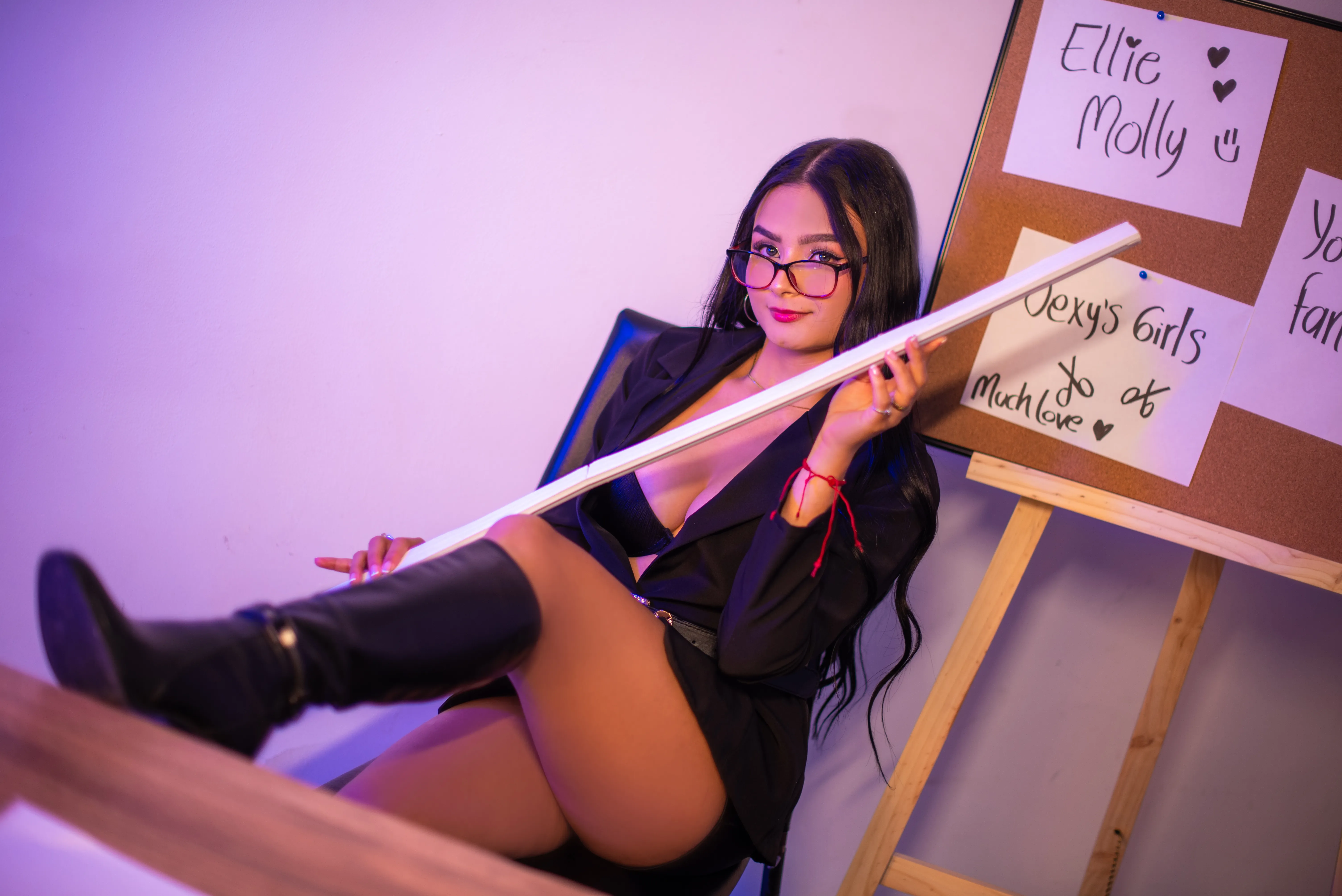 Performer EllieMolly Photo 8