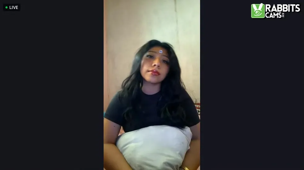 Interprete Yoyo_Noor Video 1