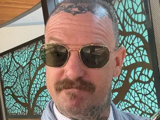 longwalksonthebeach69