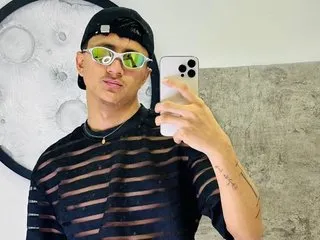 Leoo_hot