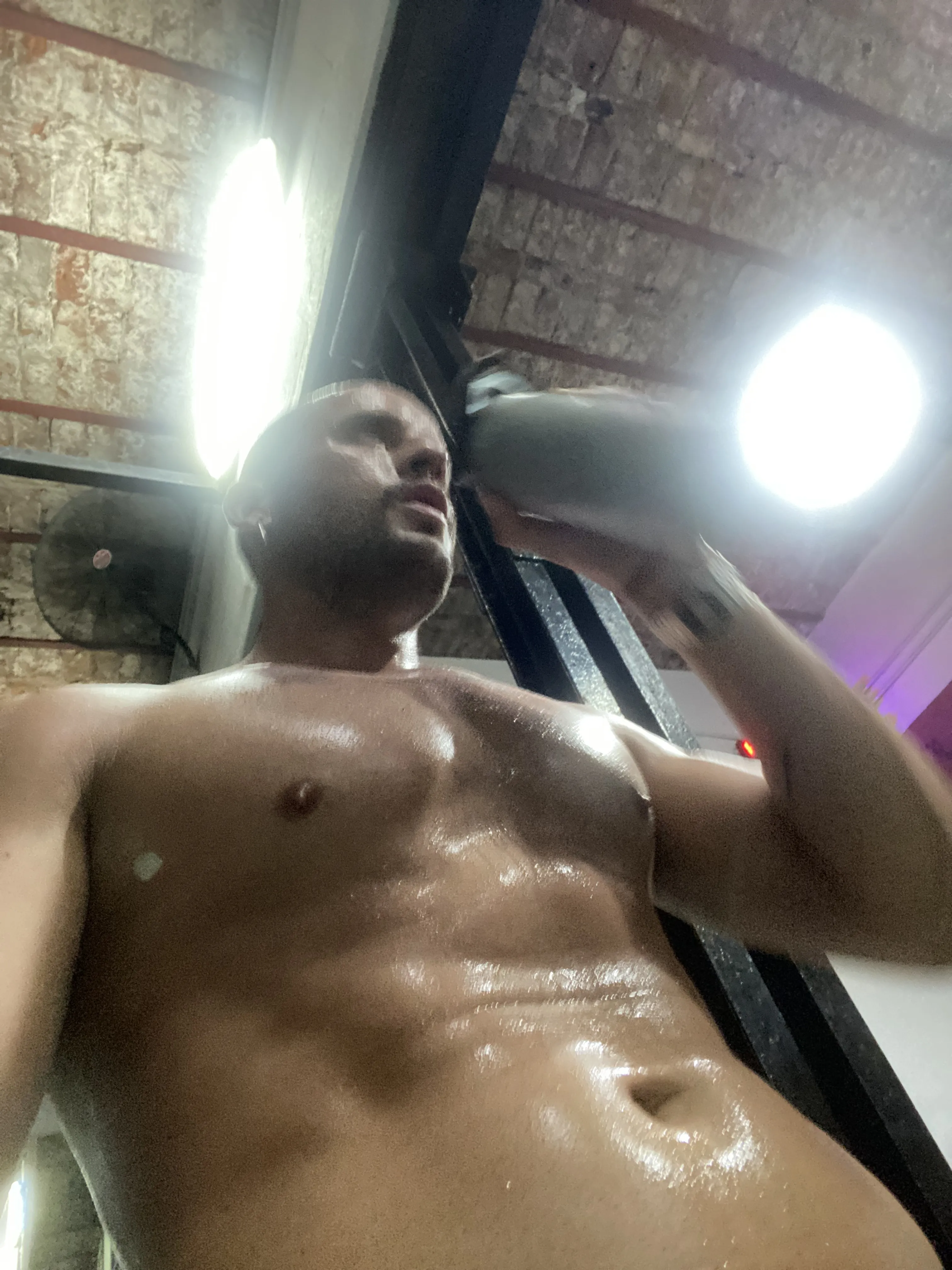 Performer Brianmol93 Photo 2