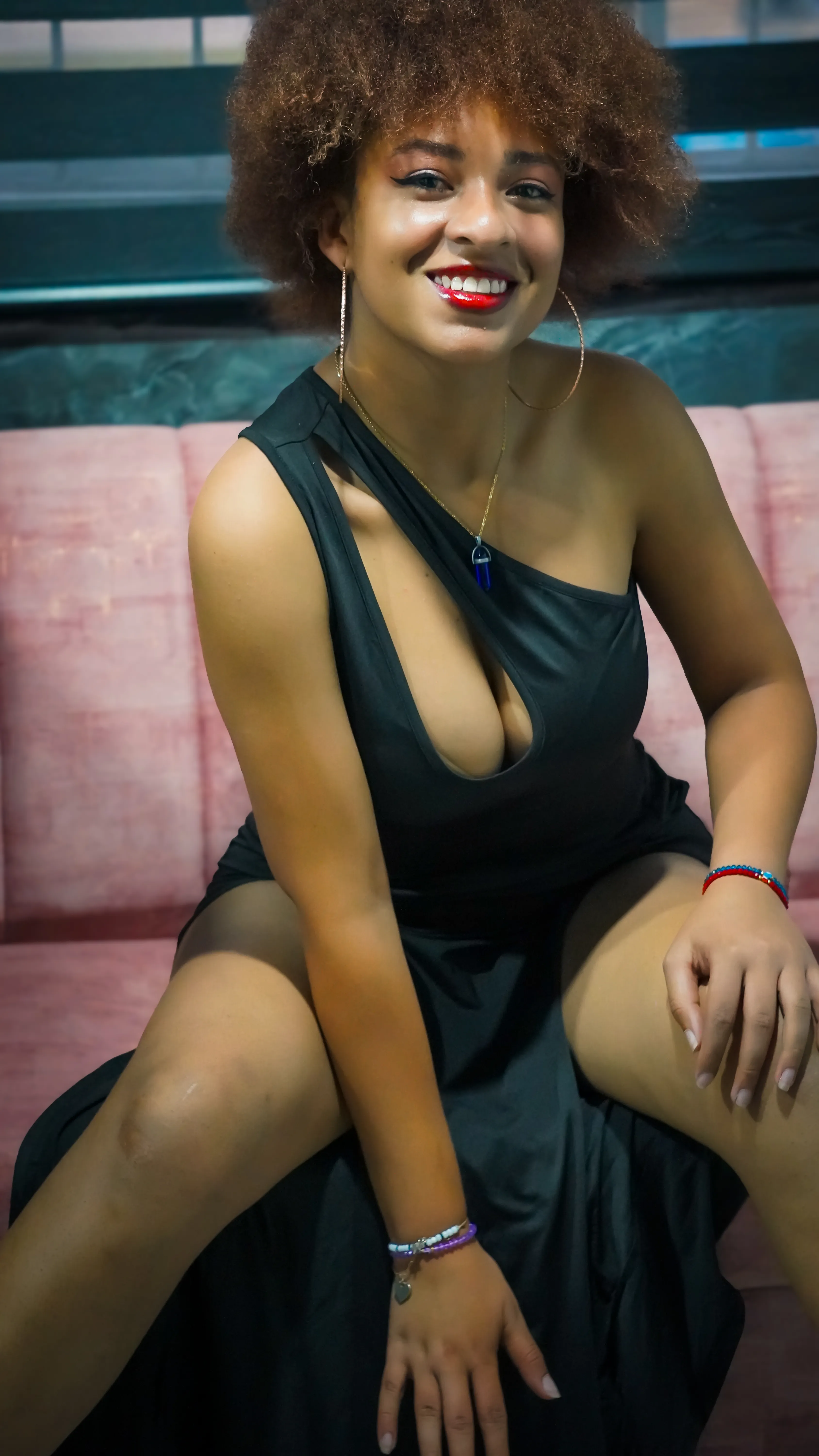 Artist Nia_Zuri Foto 9