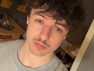 Youngbo19 profielfoto van cam model