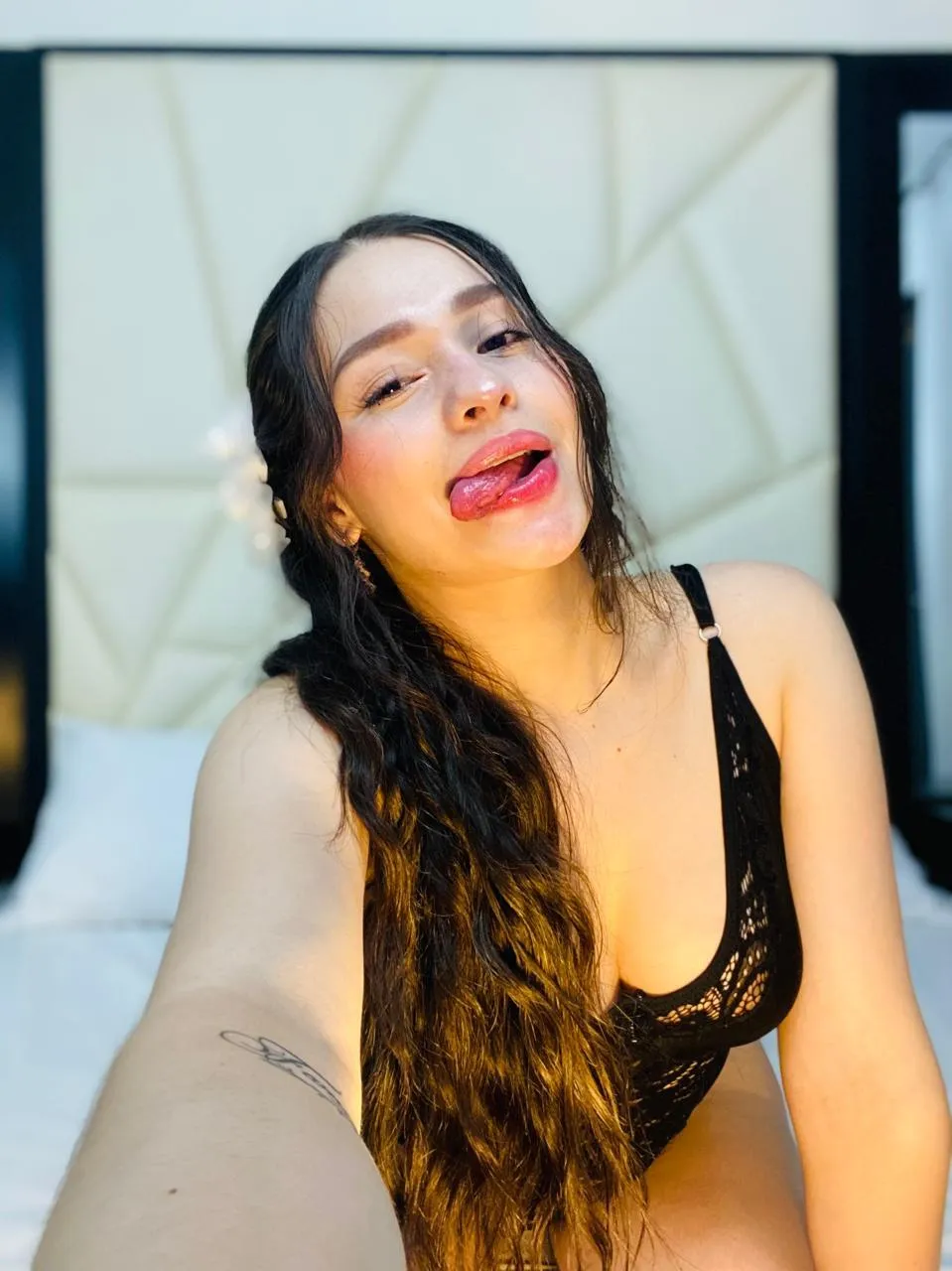 Performer CandyVela Photo 6