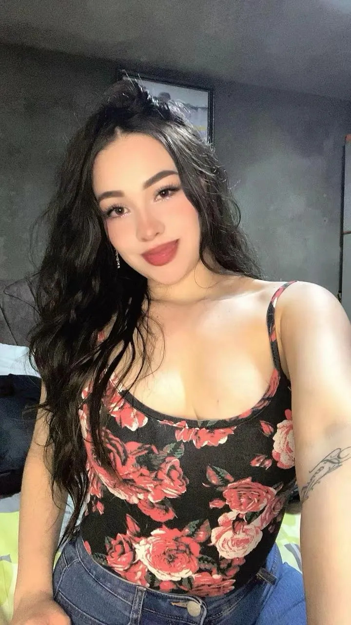Performer CandyVela Photo 1