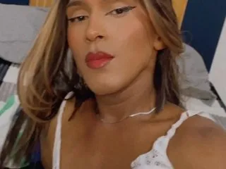 Samyra_squirts