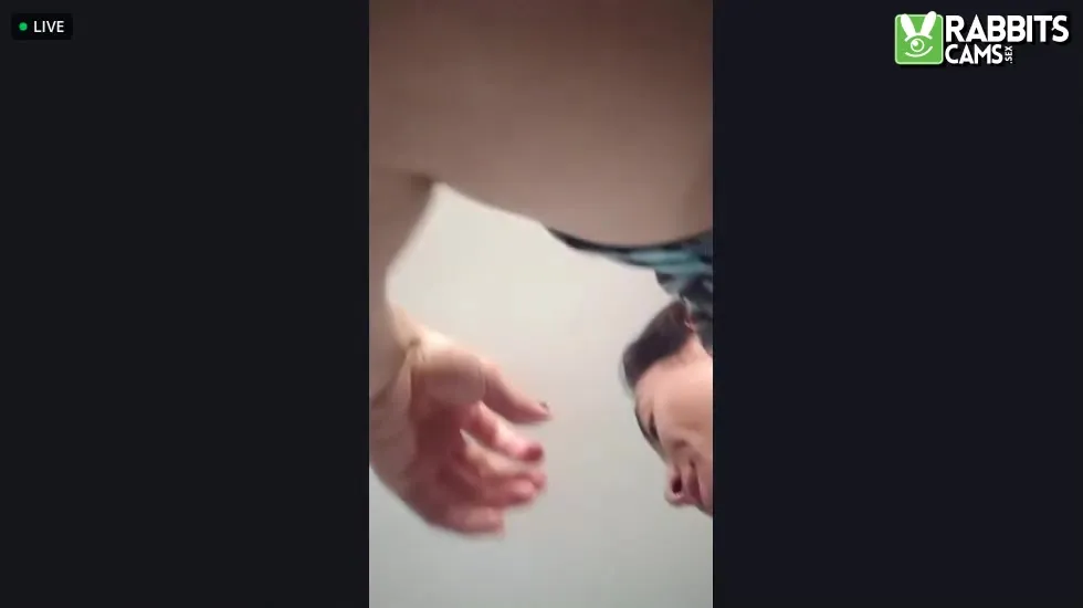 Artiest M_lolaa Video 1