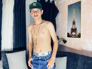 tonnyD