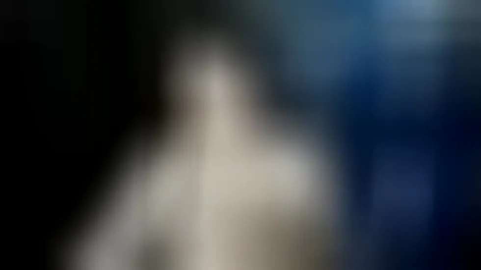 Darsteller MonaBack Video 1