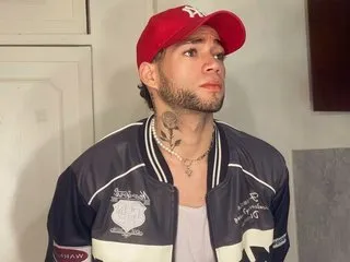Daniel_huge22