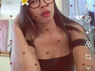 Zeynep_Lovely