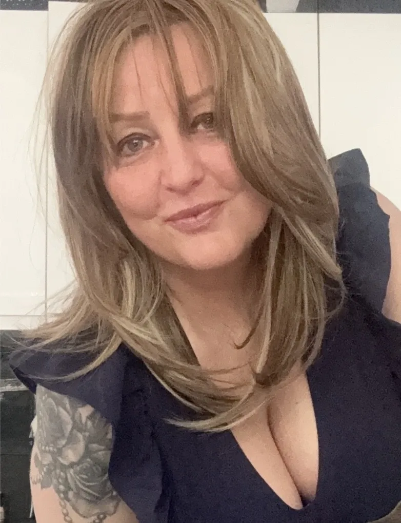 Interprète CurvyNana75 Photo 2