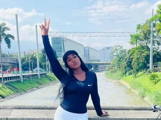 Saarahfoxx cam model profile picture