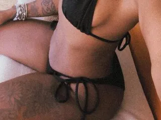 Image de profil du modèle de webcam ThickkkSwirlll