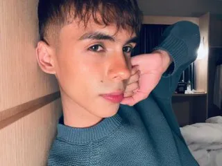 ADRIAN_SOFT profielfoto van cam model