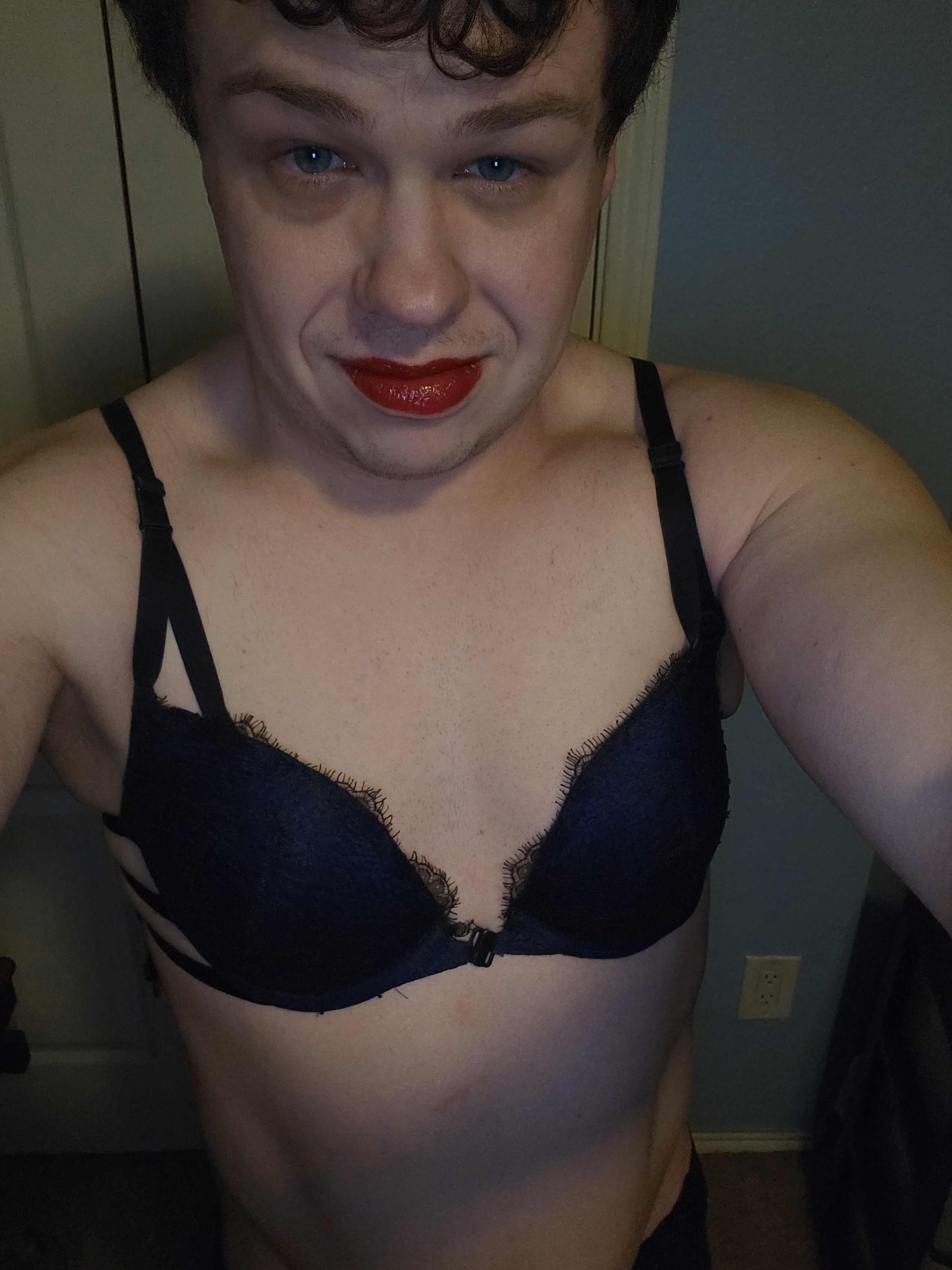 Performer CuteDollVanessa Photo 2