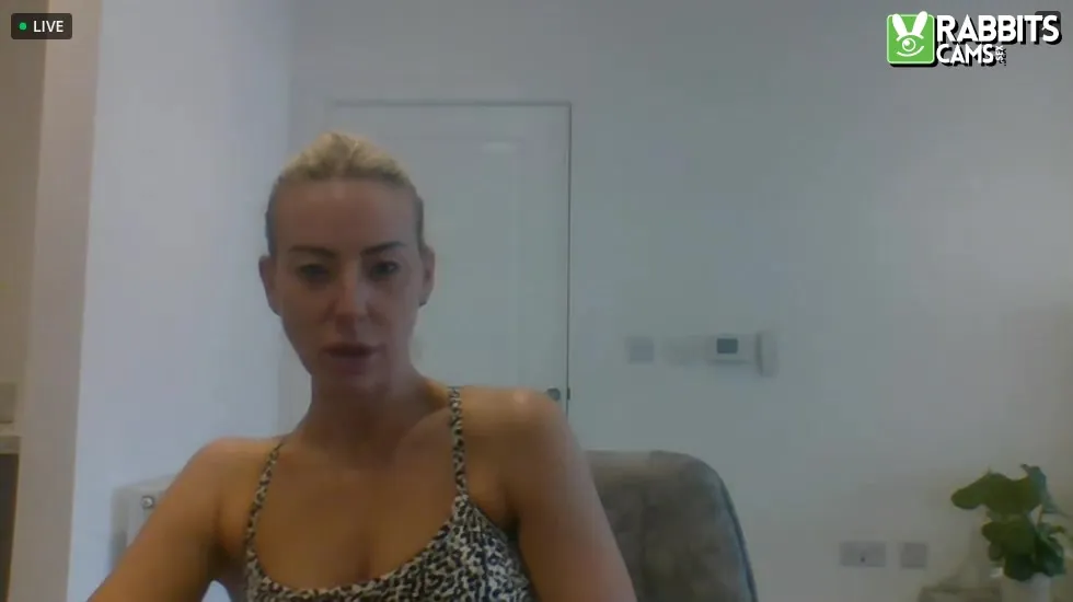 Interprete LolaJade88 Video 1
