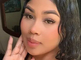 Image de profil du modèle de webcam Miaa_velvet