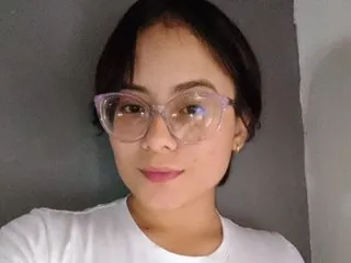 Sweet78kiara live cam