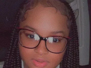 Profilbilde av iamqueenlou webkamera modell