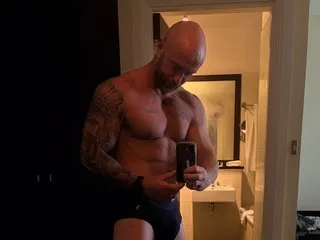 Biggerthebetter85