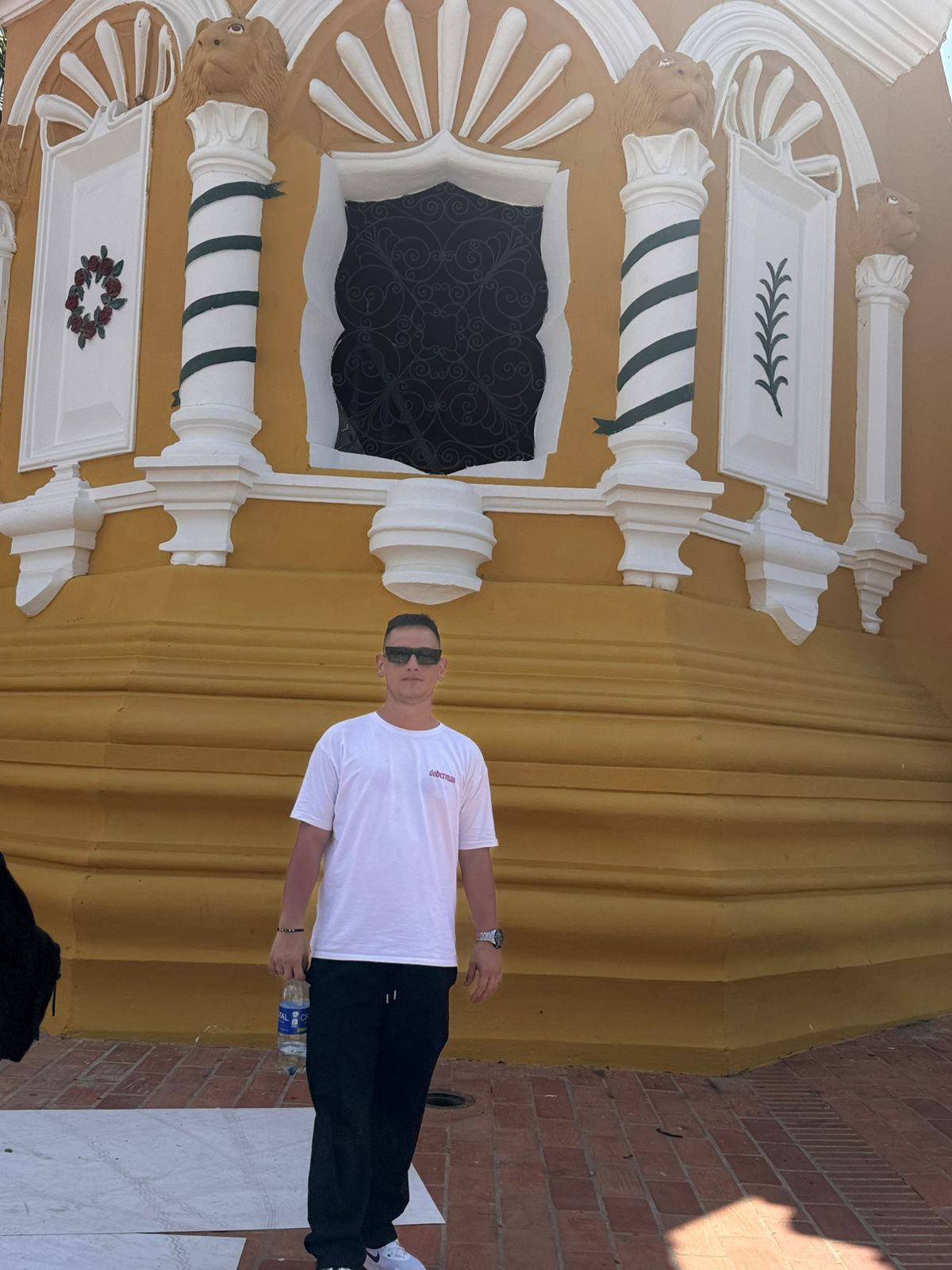 Interprète Dantewhiten Photo 5