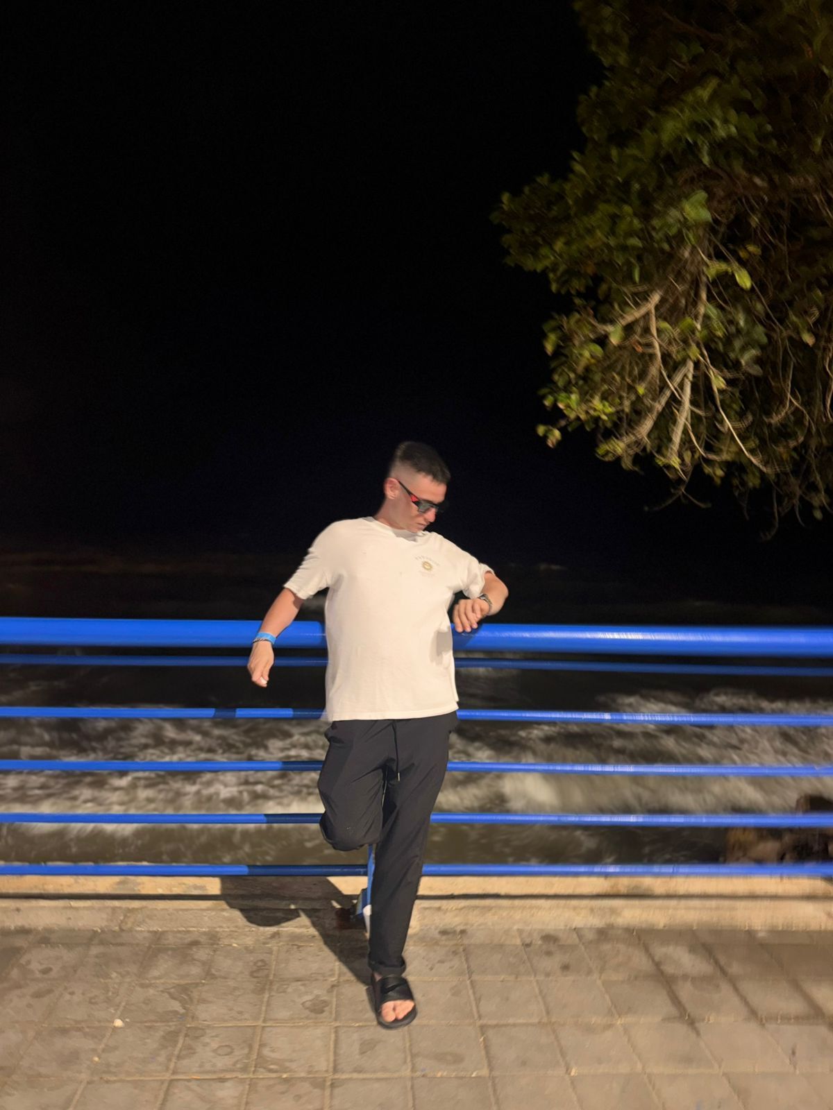 Interprète Dantewhiten Photo 6