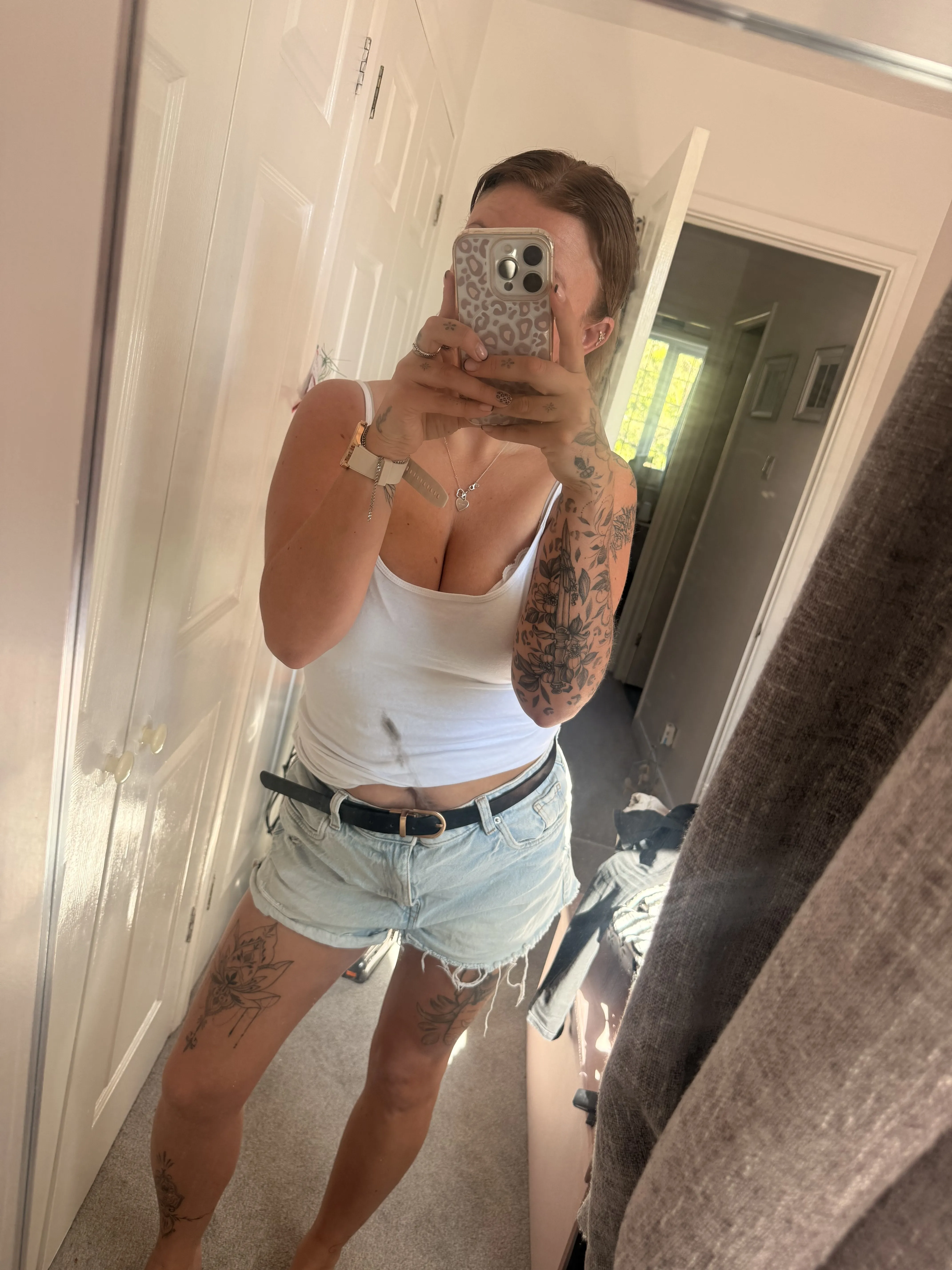Performer TattedBrat26 Photo 1
