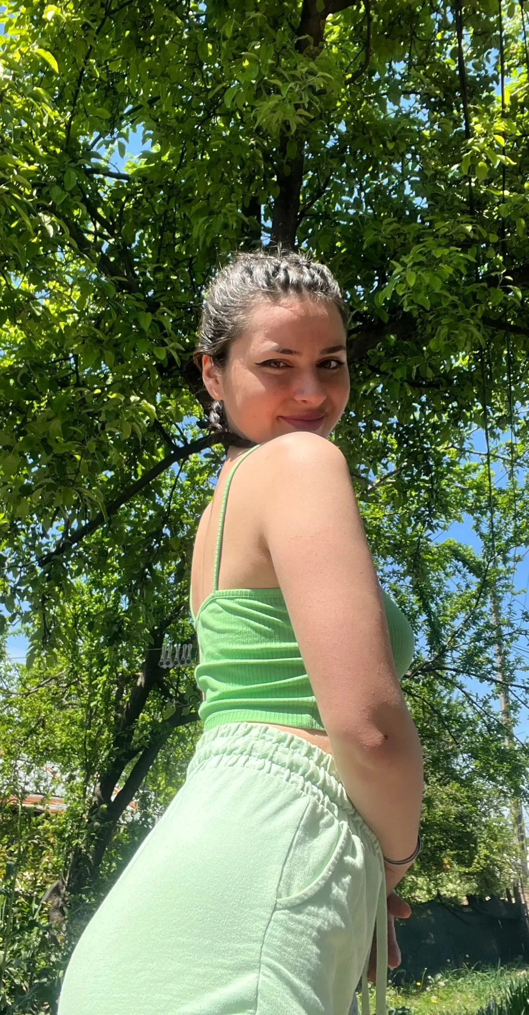 Artiest SELLYINA Foto 3