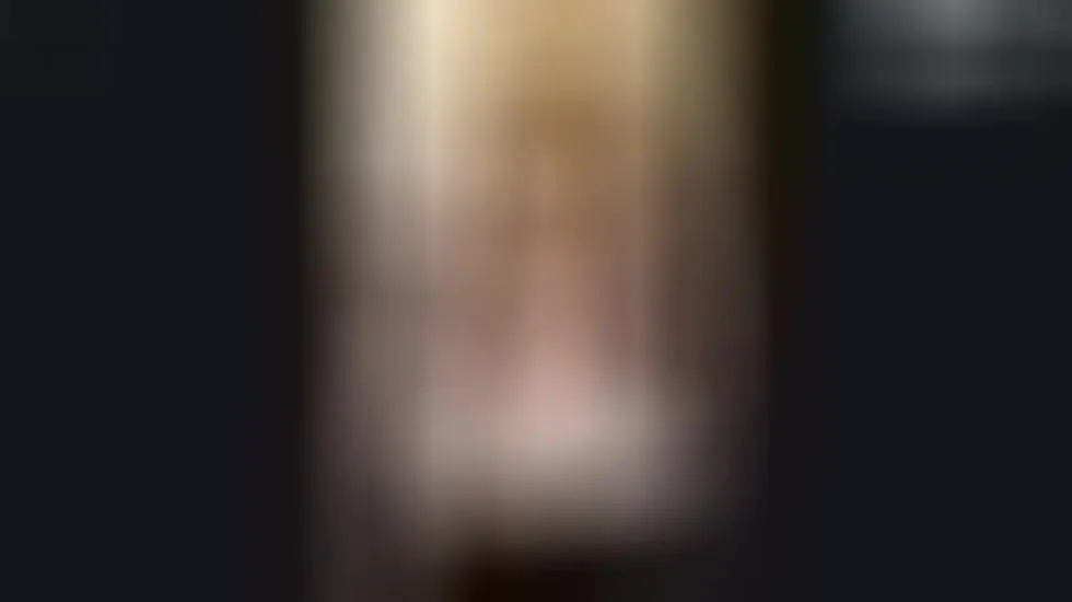 Performer Gretchen_Skies Video 1
