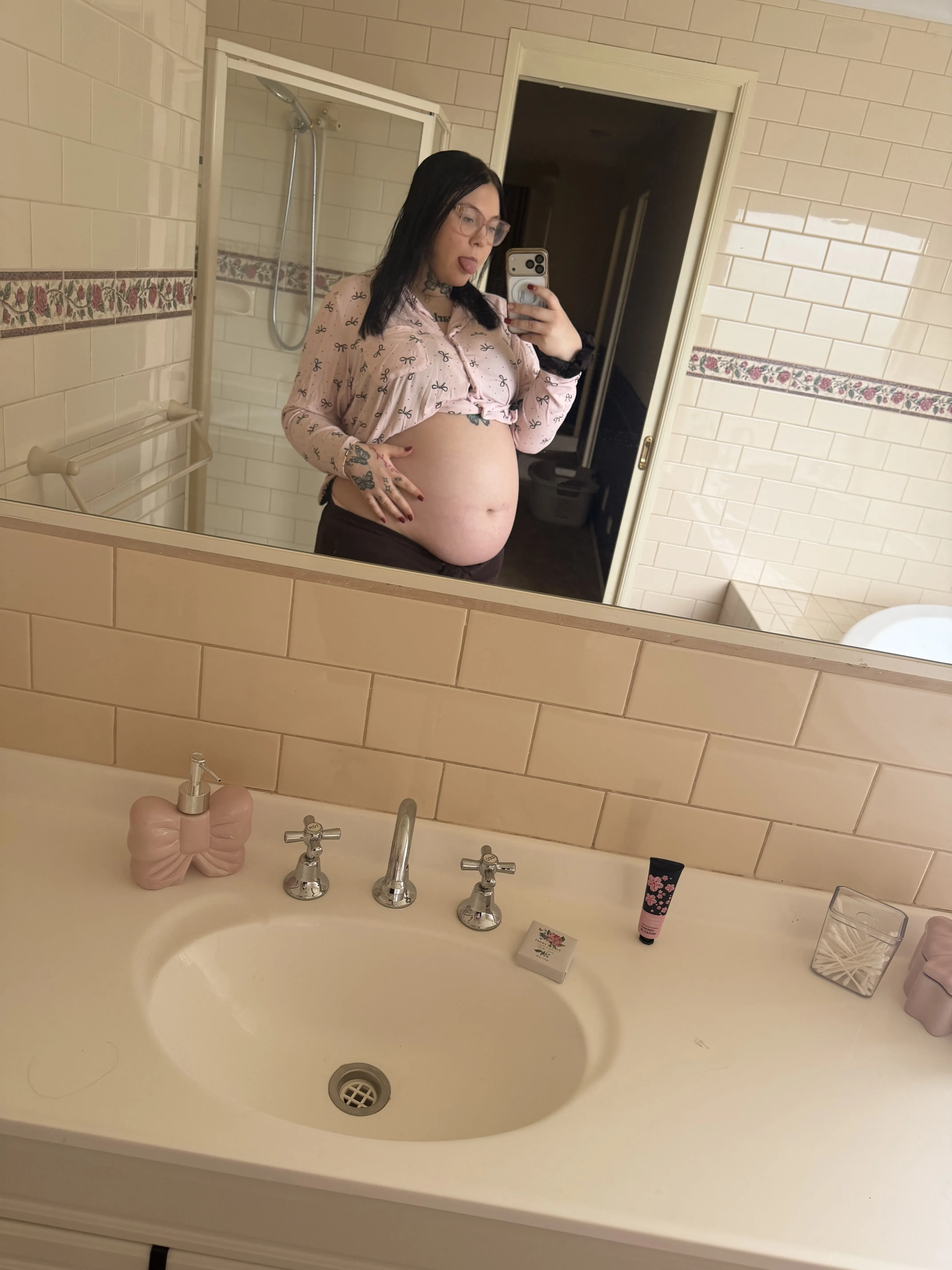 Intérprete PregnantDallas Foto 3