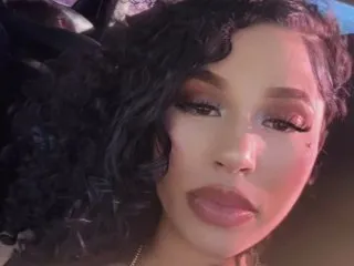 Hazel_Luxe