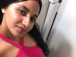 saraynaughtyhotter profilbild på webbkameramodell