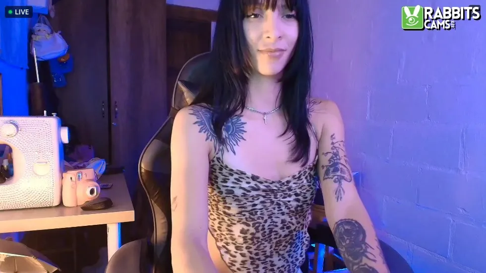 Interprete Tina_Karina Video 1