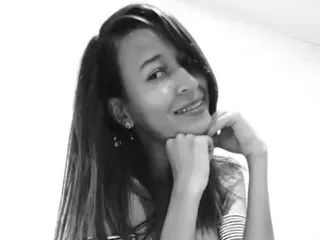 Image de profil du modèle de webcam Mariana_hh