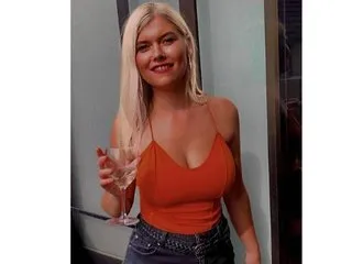 BustyBlondePlaytoy_X