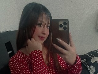 Image de profil du modèle de webcam HeilySamanta