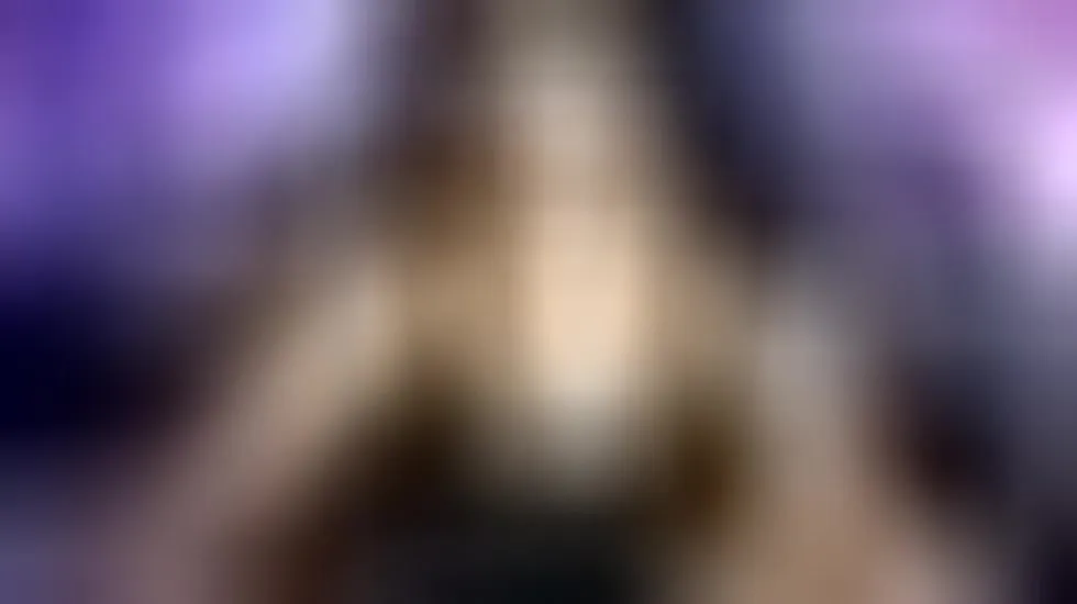 Artist Riana_kean100 Video 1